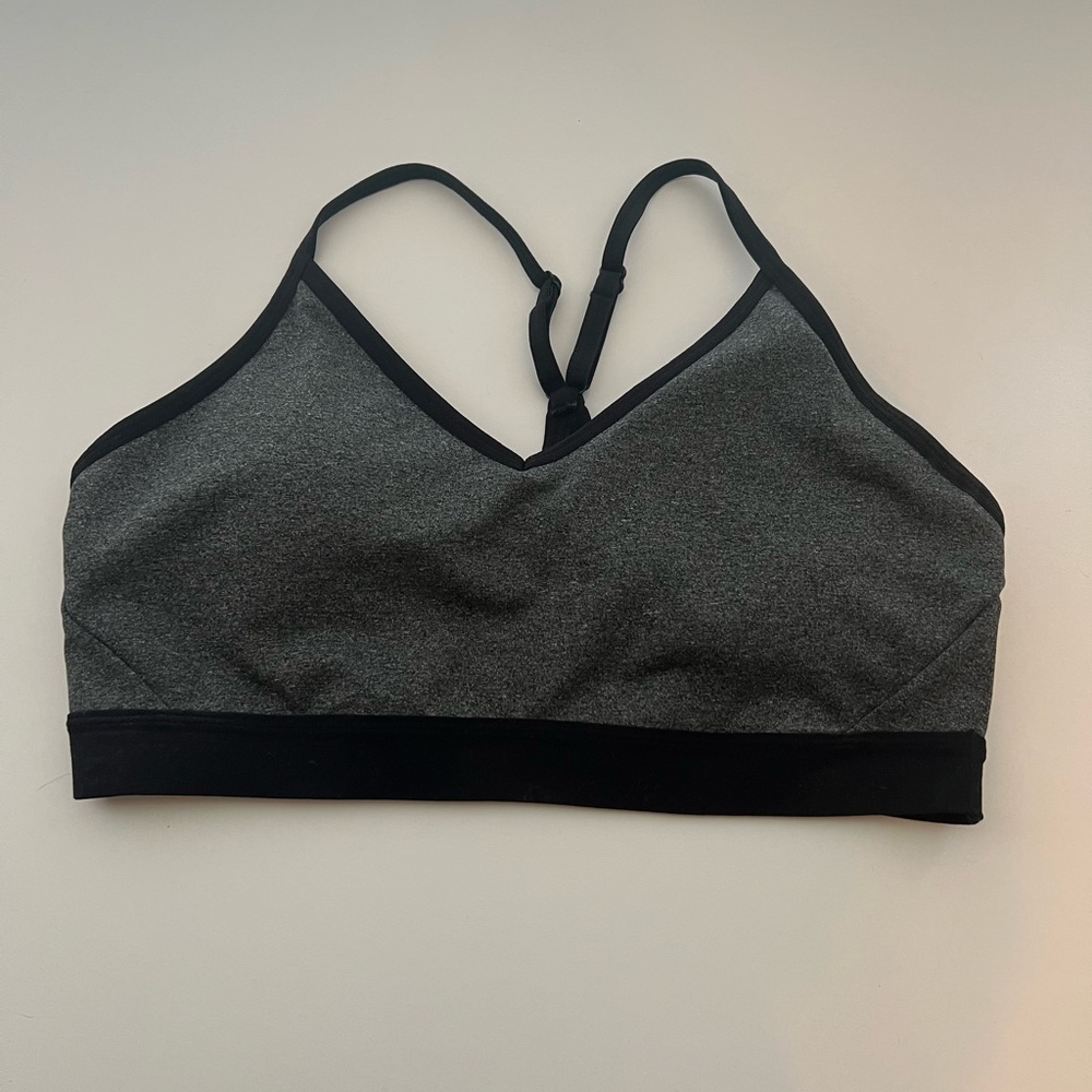 Athletic works sports bra and good condition it used and it size L 12-14